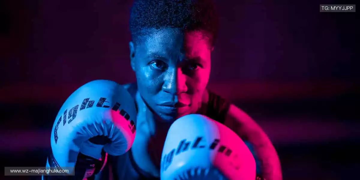 🌟 球星同款周边，把热爱穿在身上，戴在腕间！👕